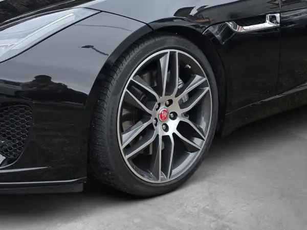 Jaguar F-Type 2.0 i4 R-Dynamic 8