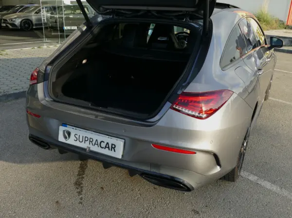 Mercedes-Benz CLA 250 e Shooting Brake AMG Line 11