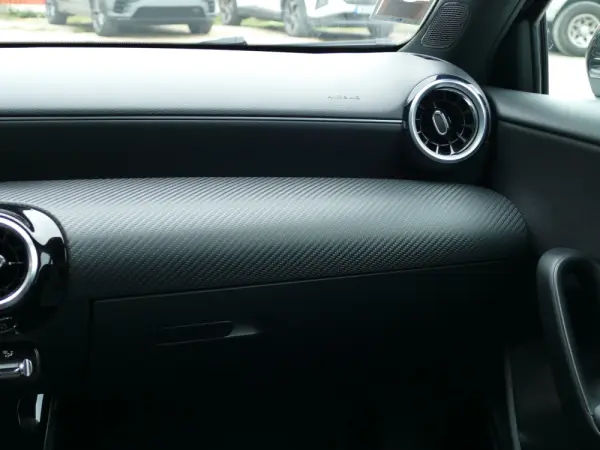 Mercedes-Benz A 250 e Style Plus 29