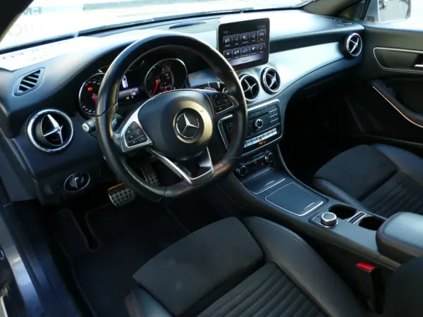 Mercedes-Benz CLA 200 d Shooting Brake AMG Line Aut. 24