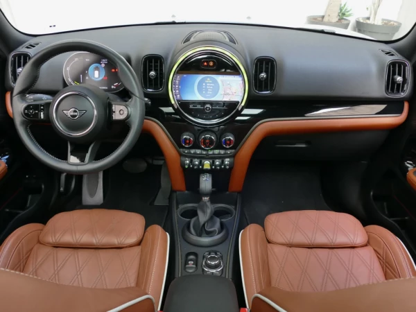 MINI Countryman Cooper SE ALL4 Classic Auto 43
