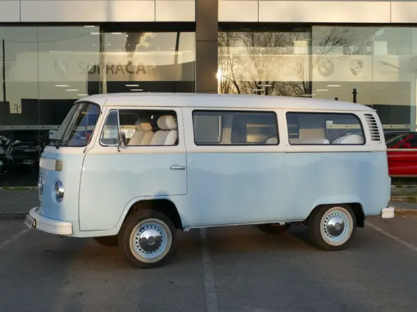 Volkswagen Type 2 16