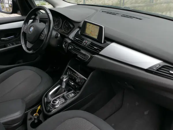 BMW 216 Active Tourer d Advantage Auto 28