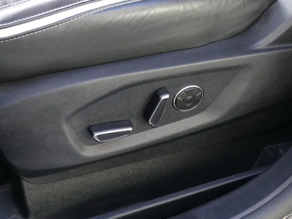 Ford S-Max 2.0 TDCi Vignale Powershift 29