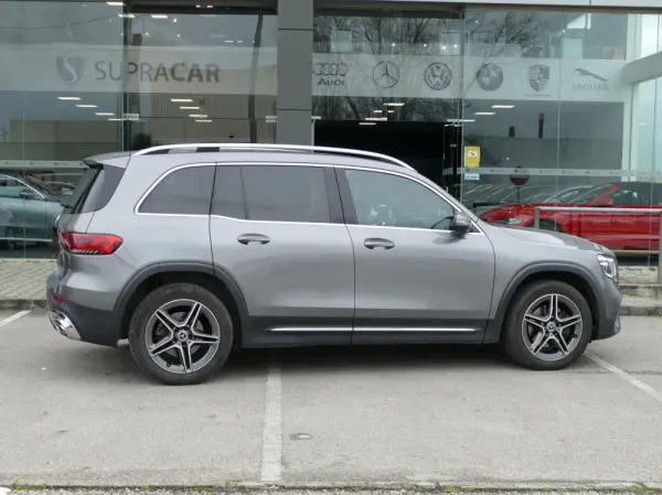 Mercedes-Benz GLB 180 d AMG Line 18