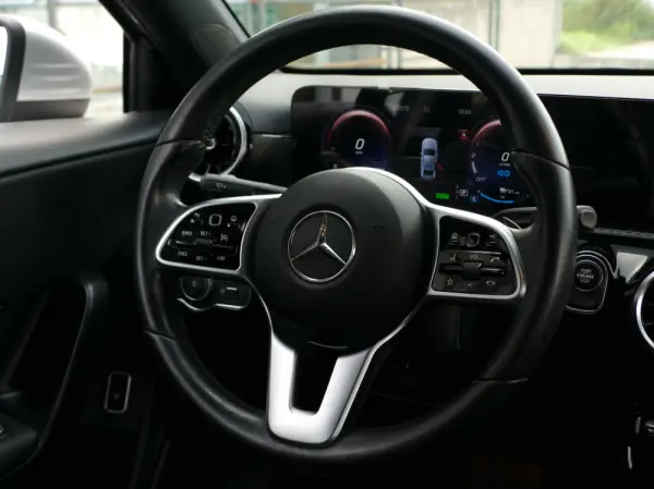 Mercedes-Benz A 250 Limousine e Style Plus 30