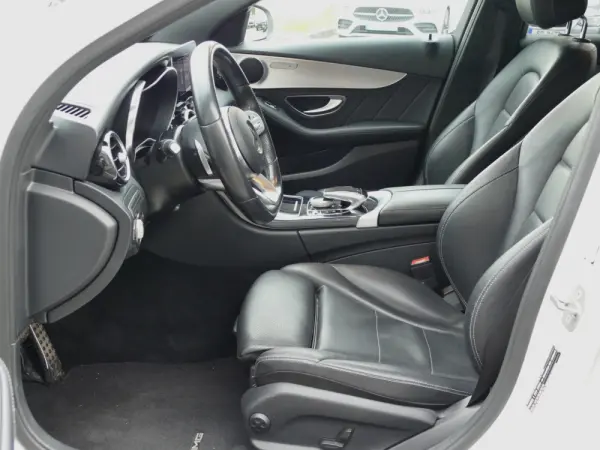 Mercedes-Benz C 220 d AMG Line 27