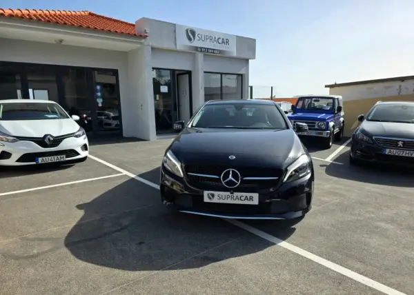 Mercedes-Benz A 180 d Urban 3