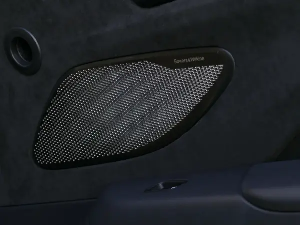 Aston Martin Vantage Coupe V8 50