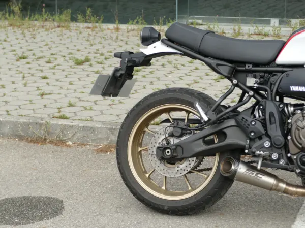Yamaha XSR 700 Tribute 19