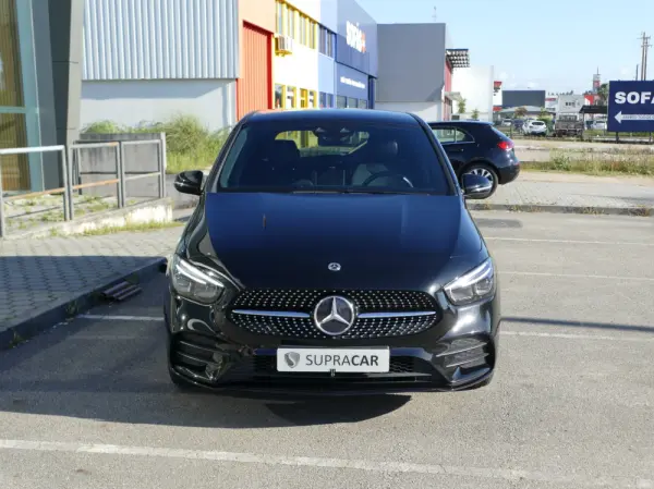 Mercedes-Benz B 250 e AMG Line 2