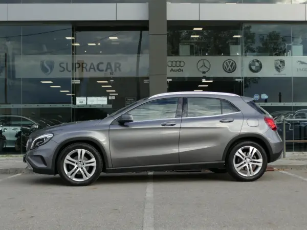 Mercedes-Benz GLA 180 CDi Urban 17