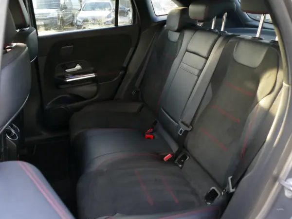 Mercedes-Benz EQA 250 AMG Line 35
