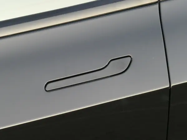 Tesla Model 3 Long Range Tração Integral 8