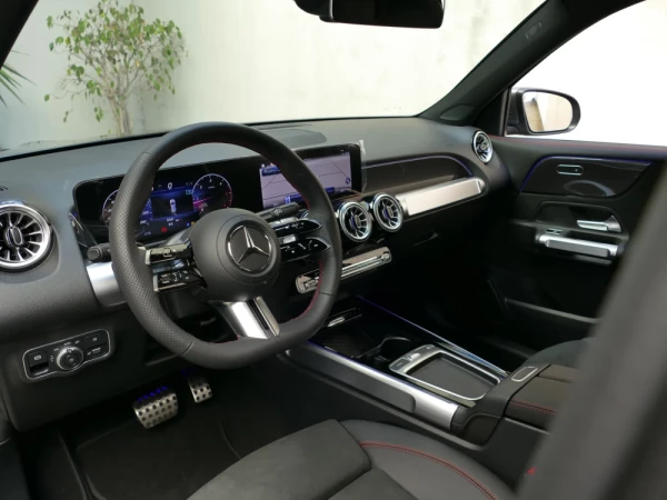 Mercedes-Benz GLB 180 d AMG Line 30