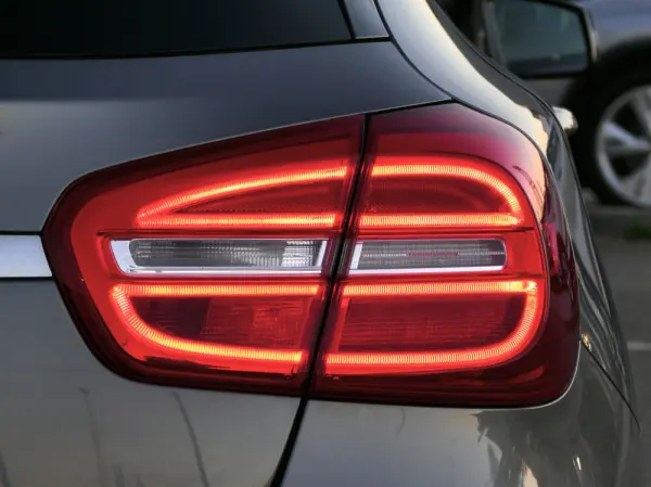 Mercedes-Benz GLA 220 d Urban 11