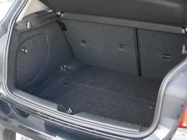 BMW 116 d Advantage 12