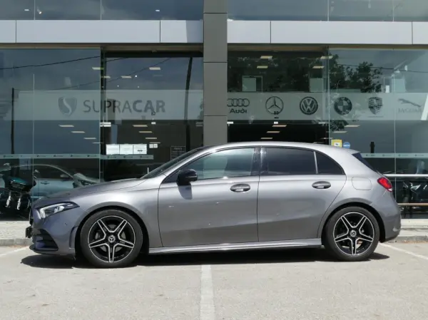 Mercedes-Benz A 180 d AMG Line Aut. 17
