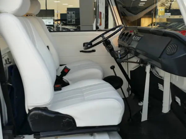 Volkswagen Type 2 27