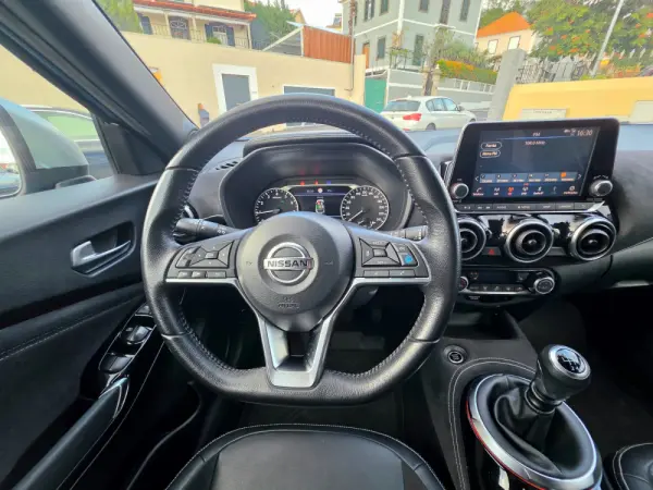 Nissan Juke 1.0 DIG-T N-Design C.Two Tone S. 25