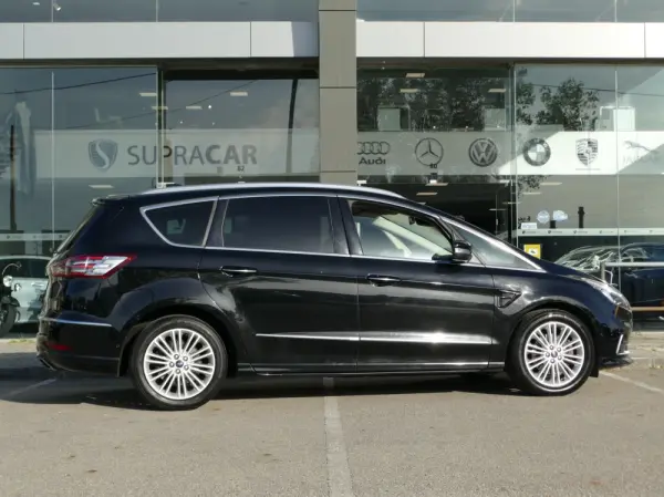 Ford S-Max 2.0 TDCi Vignale Powershift 18