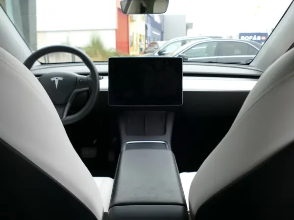 Tesla Model Y Tração Traseira 35