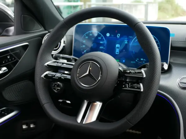 Mercedes-Benz C 300 e AMG Line 34