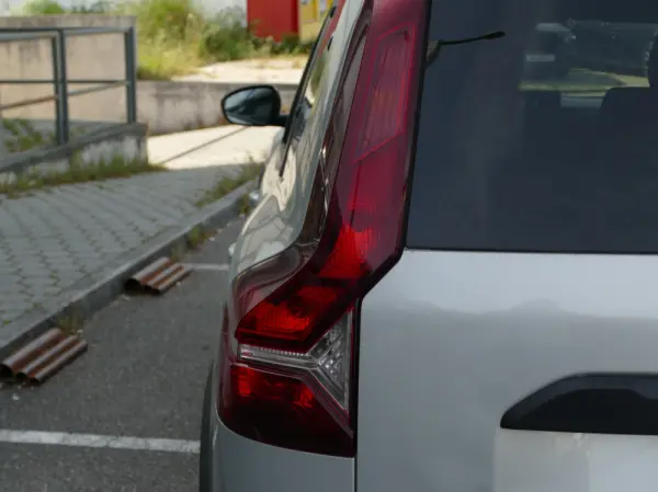 Dacia Jogger 1.0 ECO-G Expression 7L Bi-Fuel 12