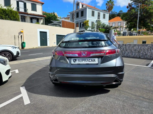 Honda Civic 1.4 i-VTEC Elegance 7