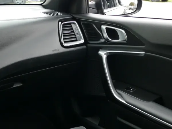 Kia Ceed 1.0 T-GDI GT Line 33