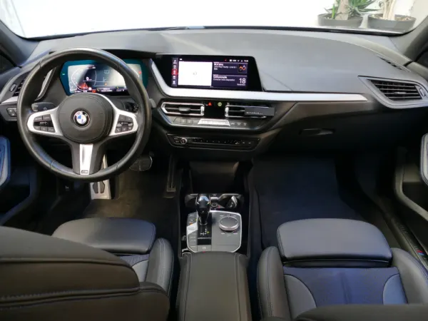 BMW 116 d Pack M Shadow Auto 33