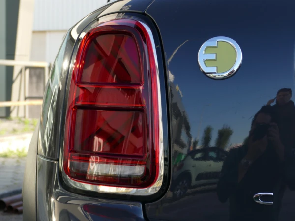 MINI Countryman Cooper SE ALL4 Auto 12