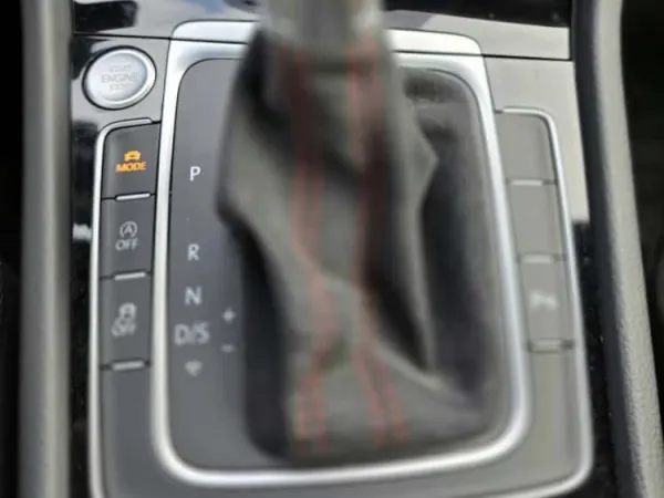 Volkswagen Golf 2.0 TSI GTi TCR DSG 13