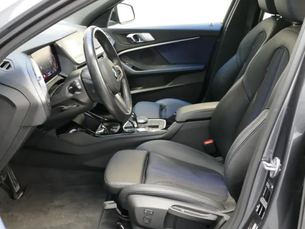 BMW 116 d Pack M Shadow Auto 22