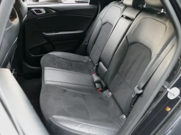 Kia Ceed 1.0 T-GDI GT Line 29