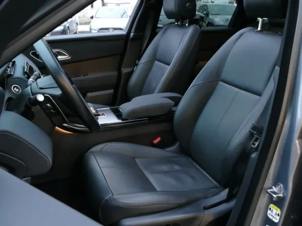 Land Rover Range Rover Velar 2.0 P400e AWD Dynamic SE 26