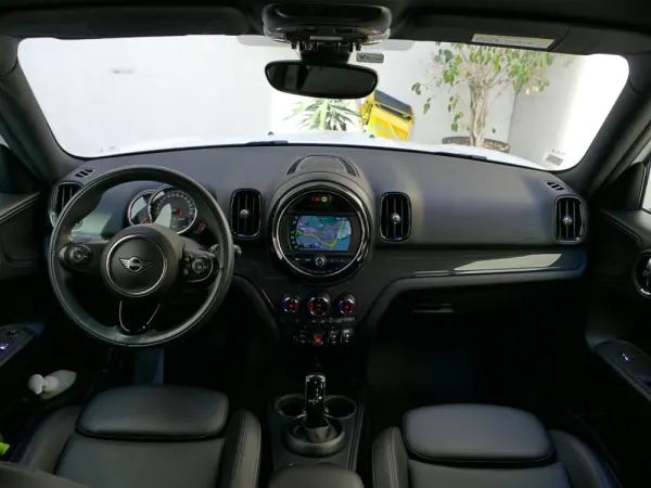 MINI Countryman One D Auto 9