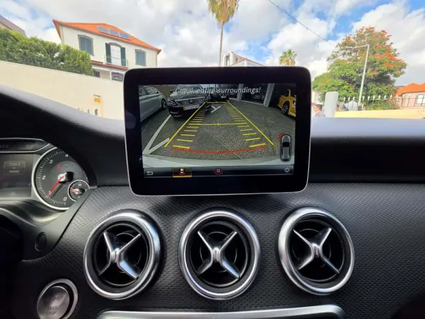 Mercedes-Benz A 180 d AMG Line 12