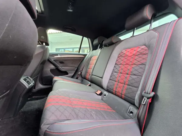 Volkswagen Golf 2.0 TSI GTi TCR DSG 17