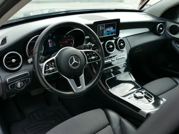 Mercedes-Benz C 200 d Avantgarde 23