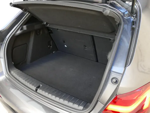 BMW 116 d Pack M Shadow Auto 10