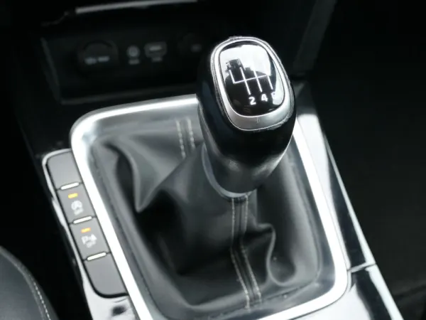 Kia Ceed 1.0 T-GDI GT Line 21