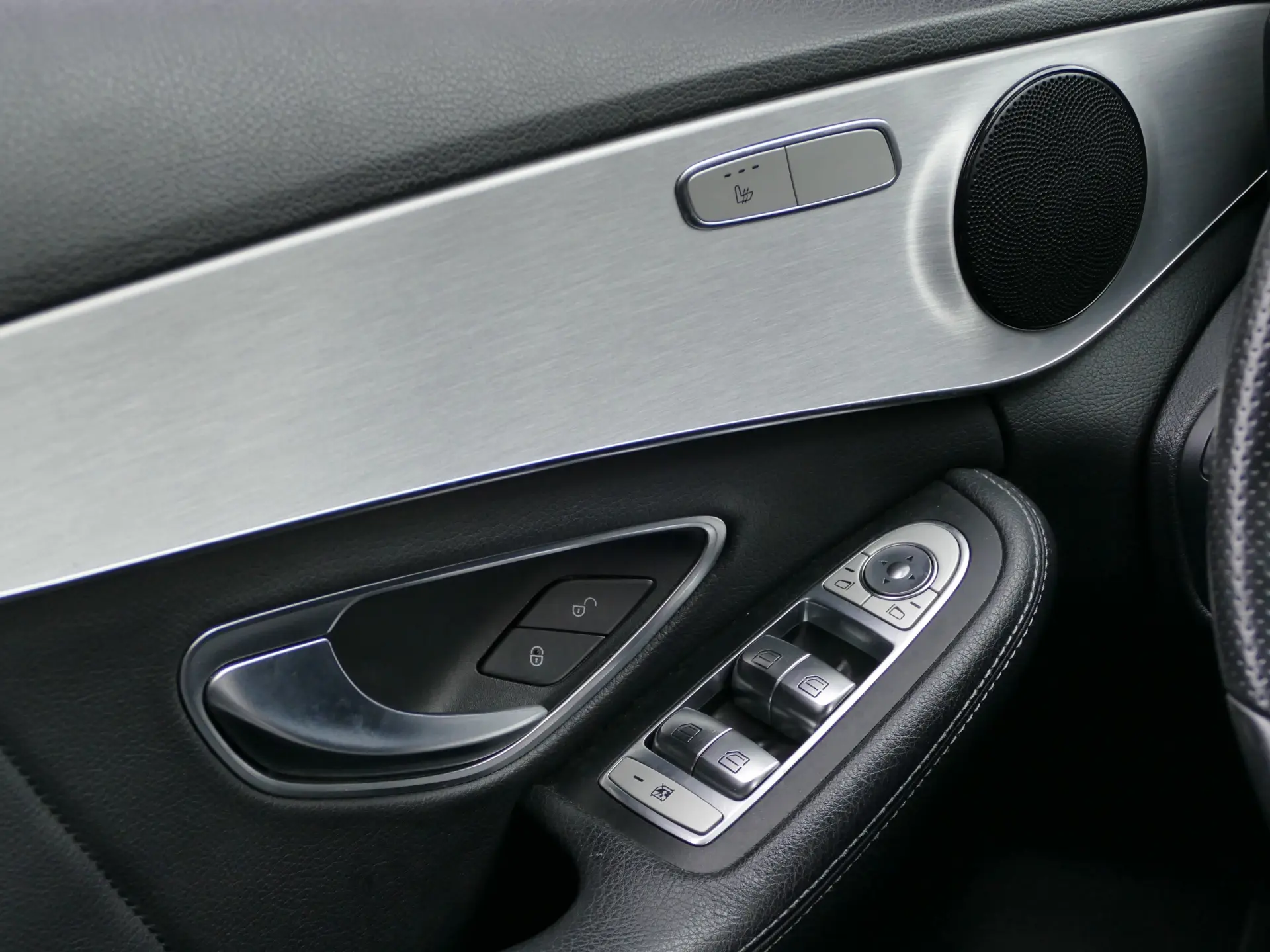 Mercedes-Benz C 220 d AMG Line 36