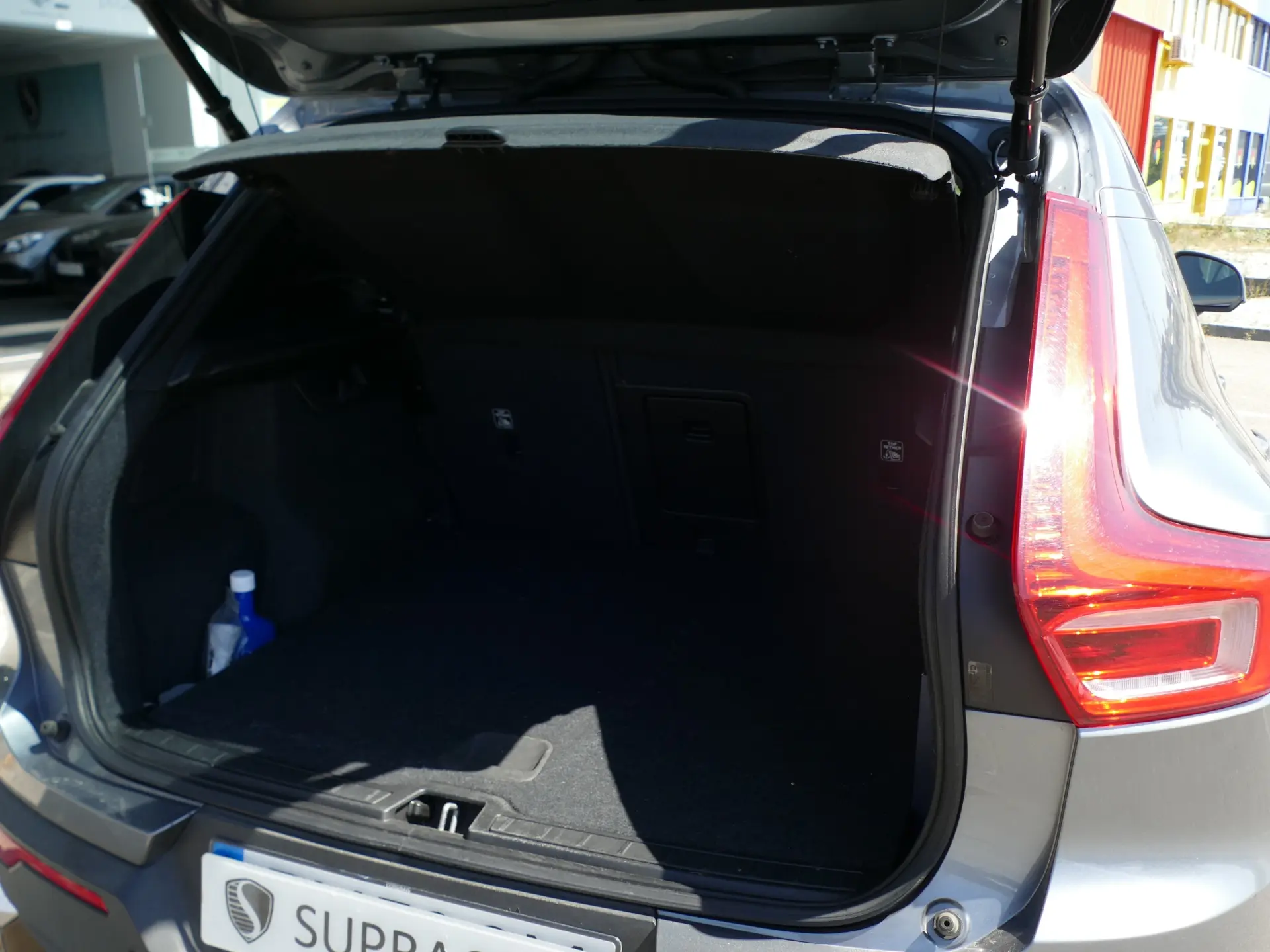 Volvo XC 40 2.0 D3 Geartronic 13