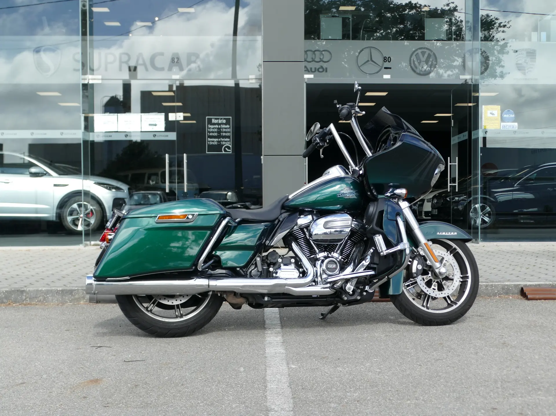 Harley-Davidson FL FLTRK ROAD GLIDE LIMITED 7