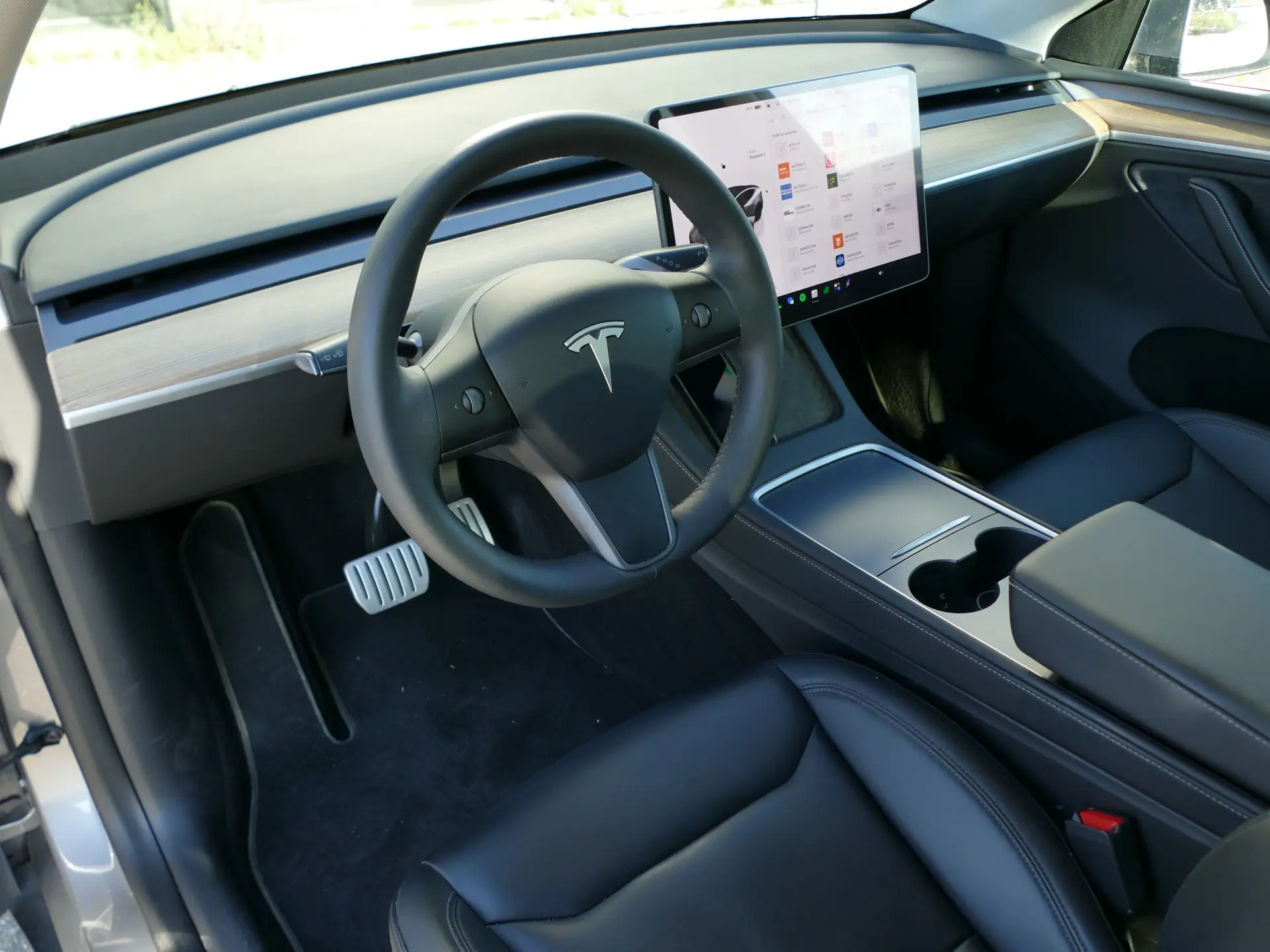 Tesla Model Y Performance Tração Integral 22