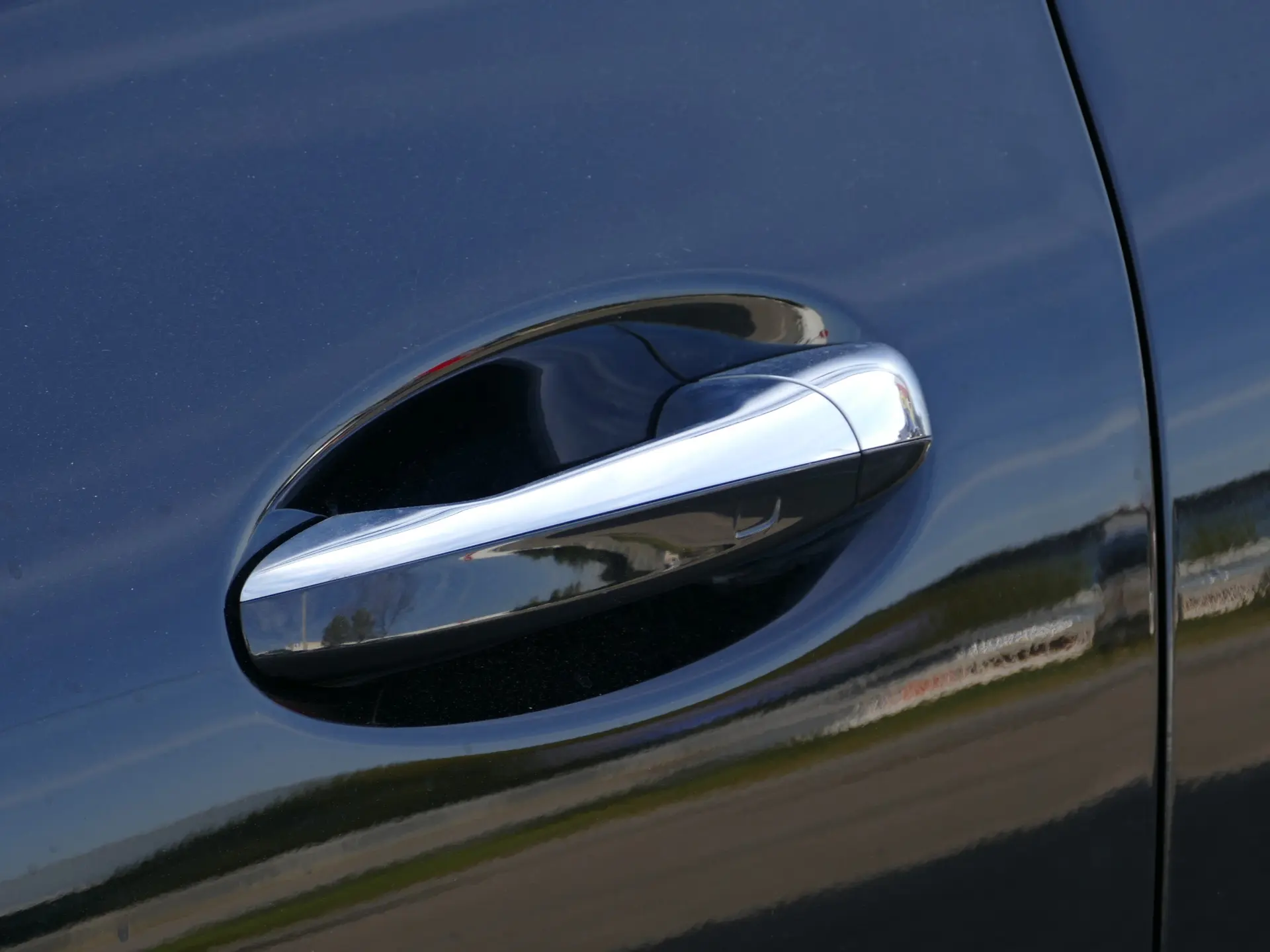 Mercedes-Benz CLA 250 e Shooting Brake AMG Line 8