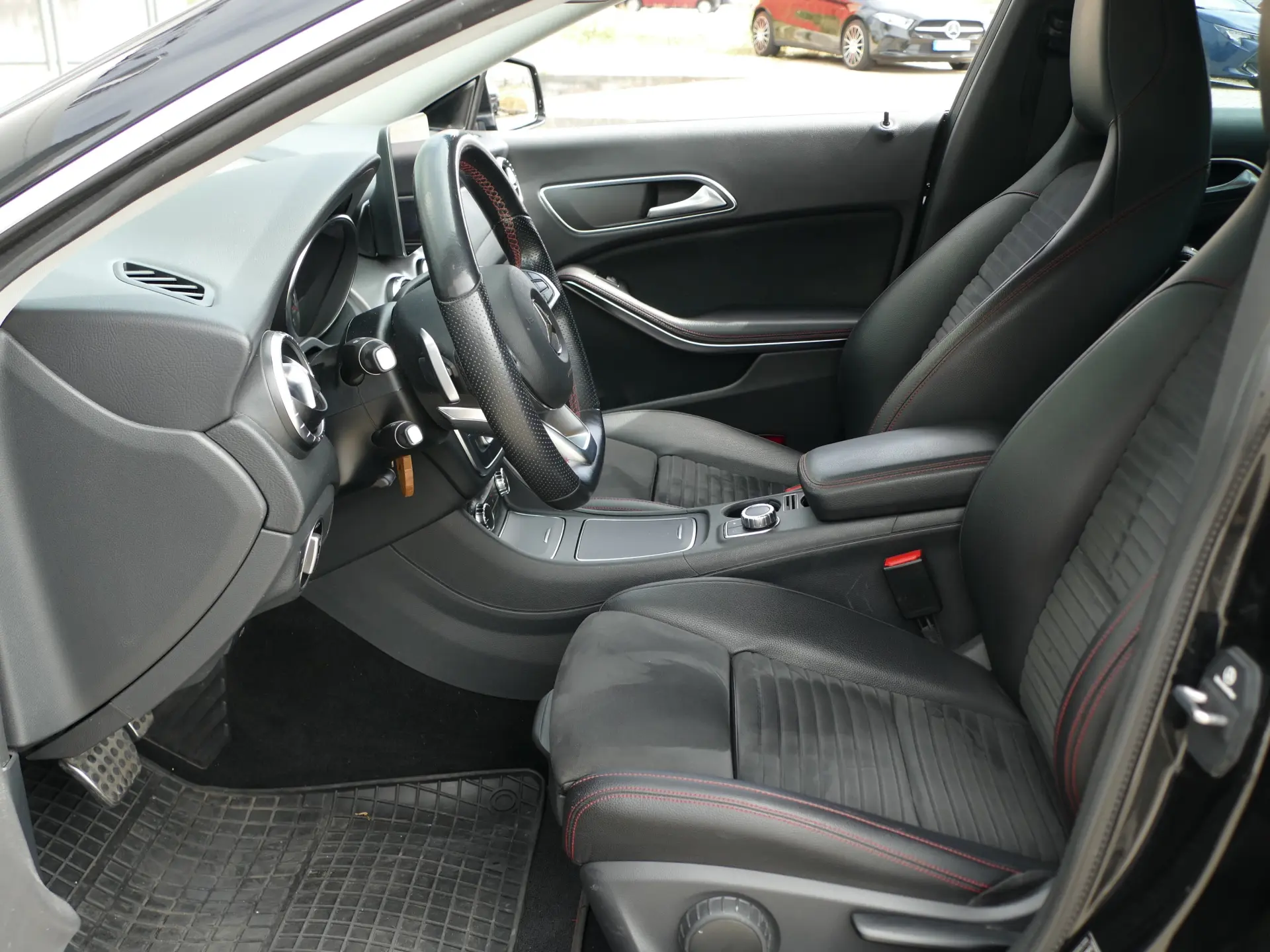 Mercedes-Benz CLA 200 d AMG Line Aut. 25