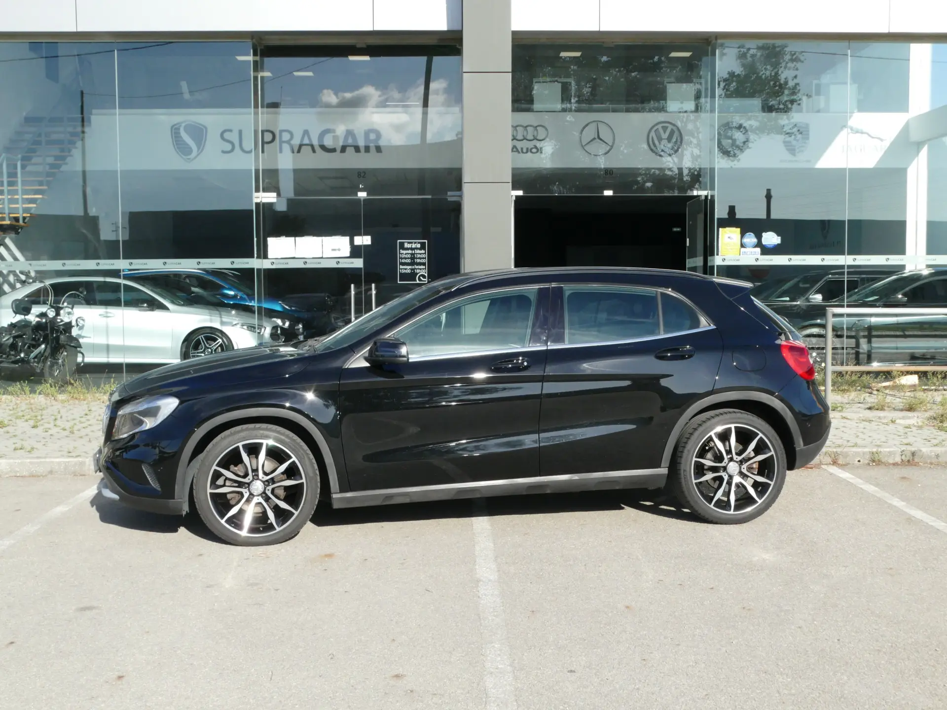 Mercedes-Benz GLA 180 d Style Aut. 37