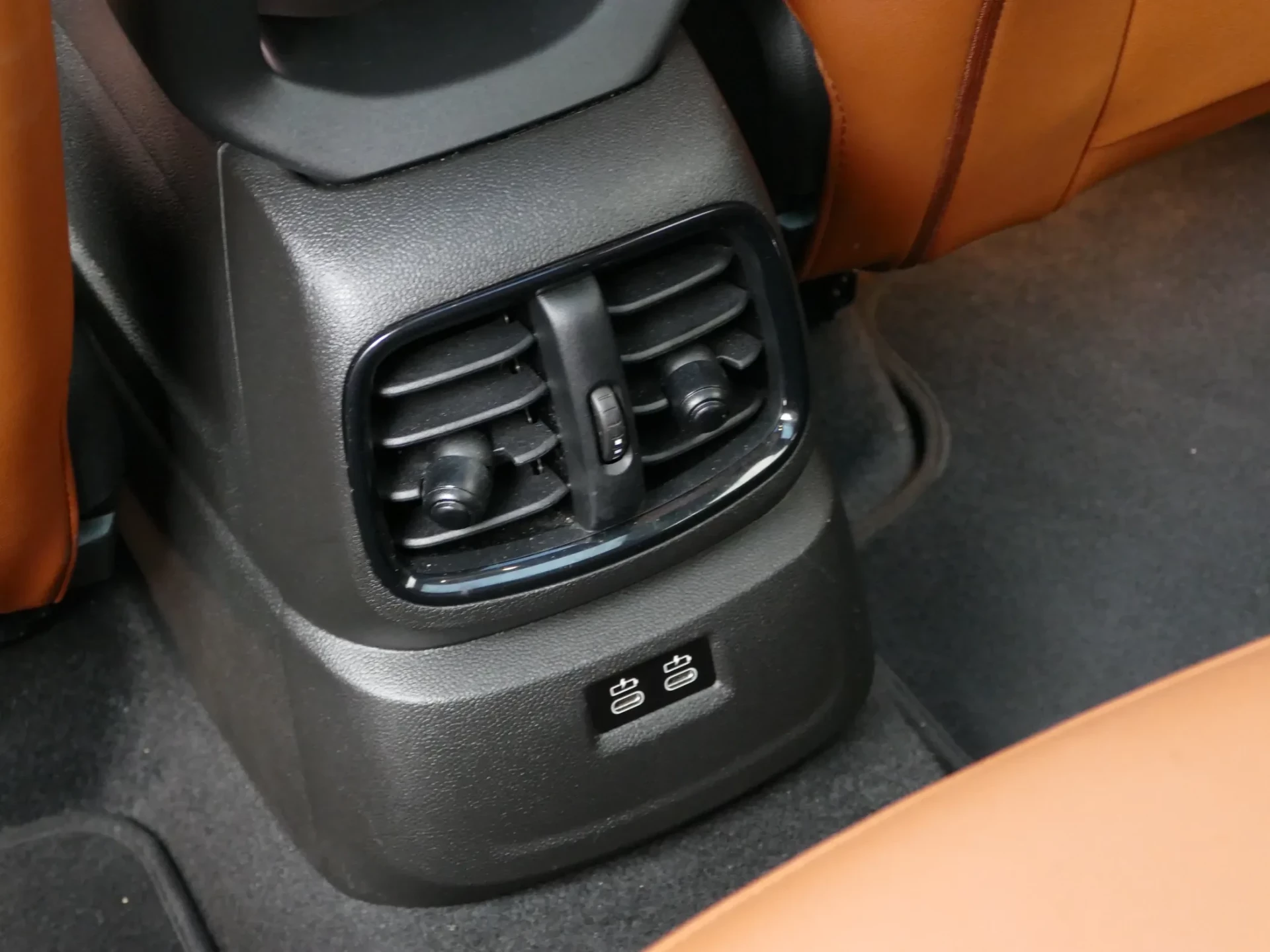MINI Countryman Cooper SE ALL4 Classic Auto 36